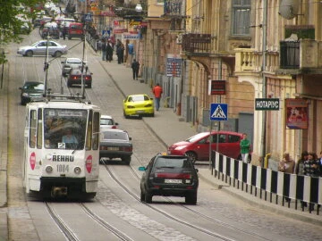 львів
