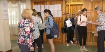школа учні школярі підлітки абітурієнти